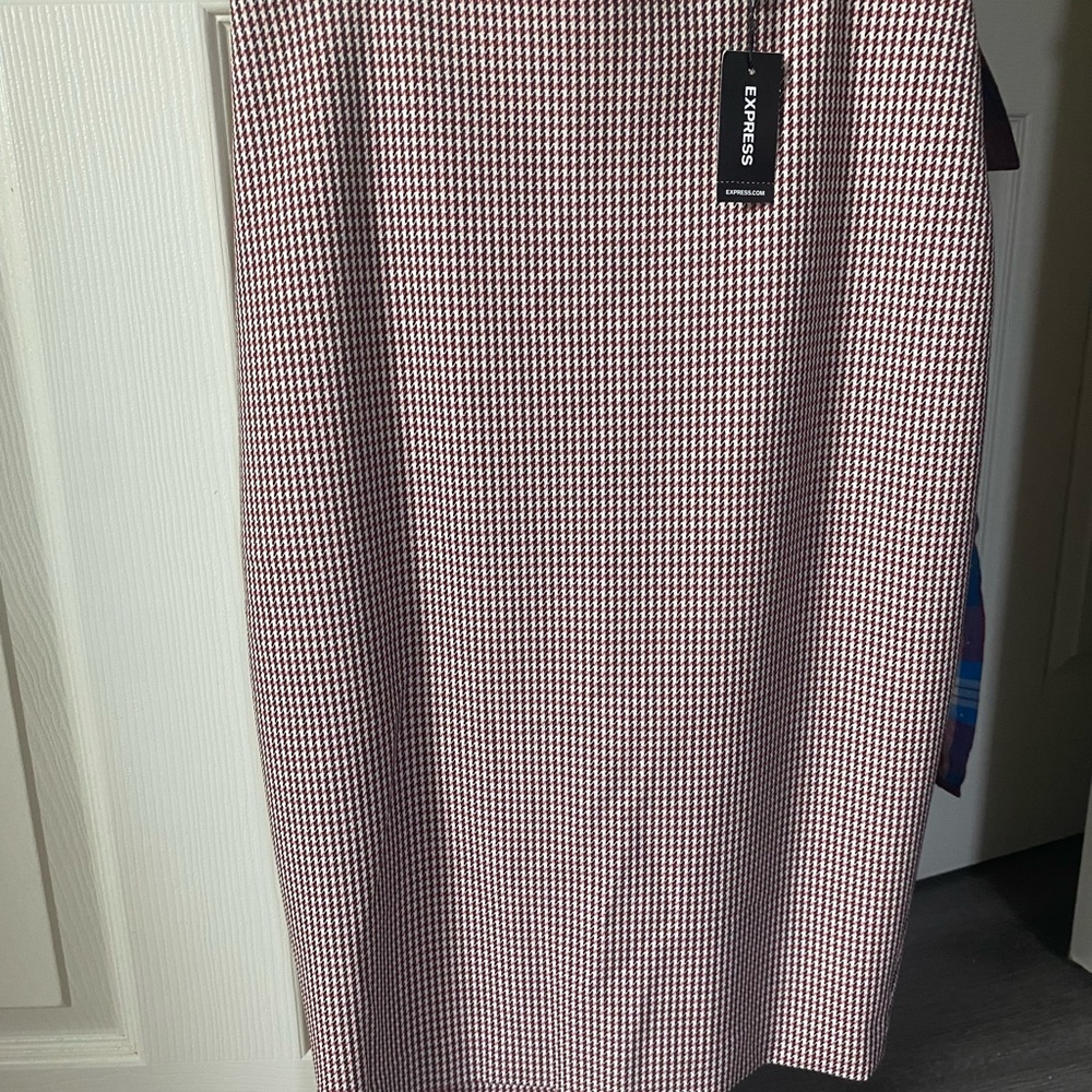 Express Women's Black and White Skirt